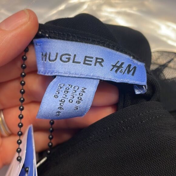 NWT Mugler x H and M collab woman’s knot detail one shoulder dress - Picture 6 of 11